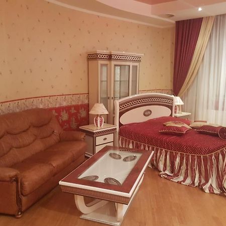 Apartments On Liuteranska Str. Kiev Bagian luar foto